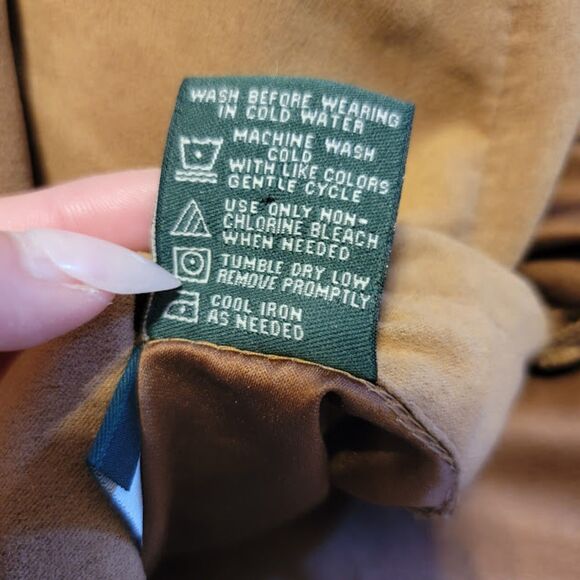 Size Medium Lemon Grass Studio Button Down top - Picture 6 of 6